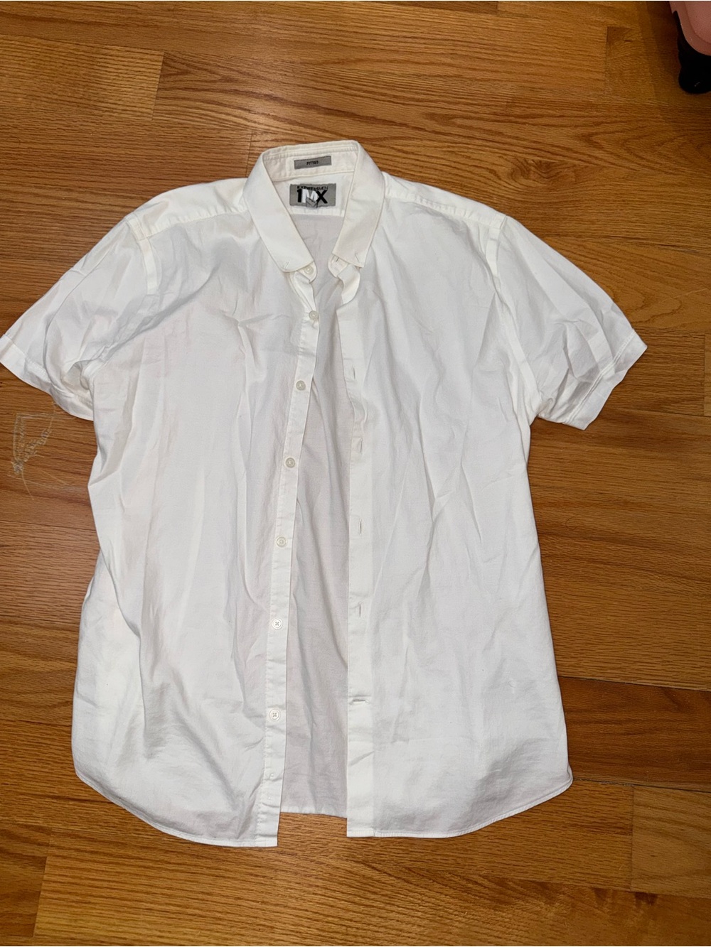 Express White Short Sleeve Button-Down Shirt - Classic Casual